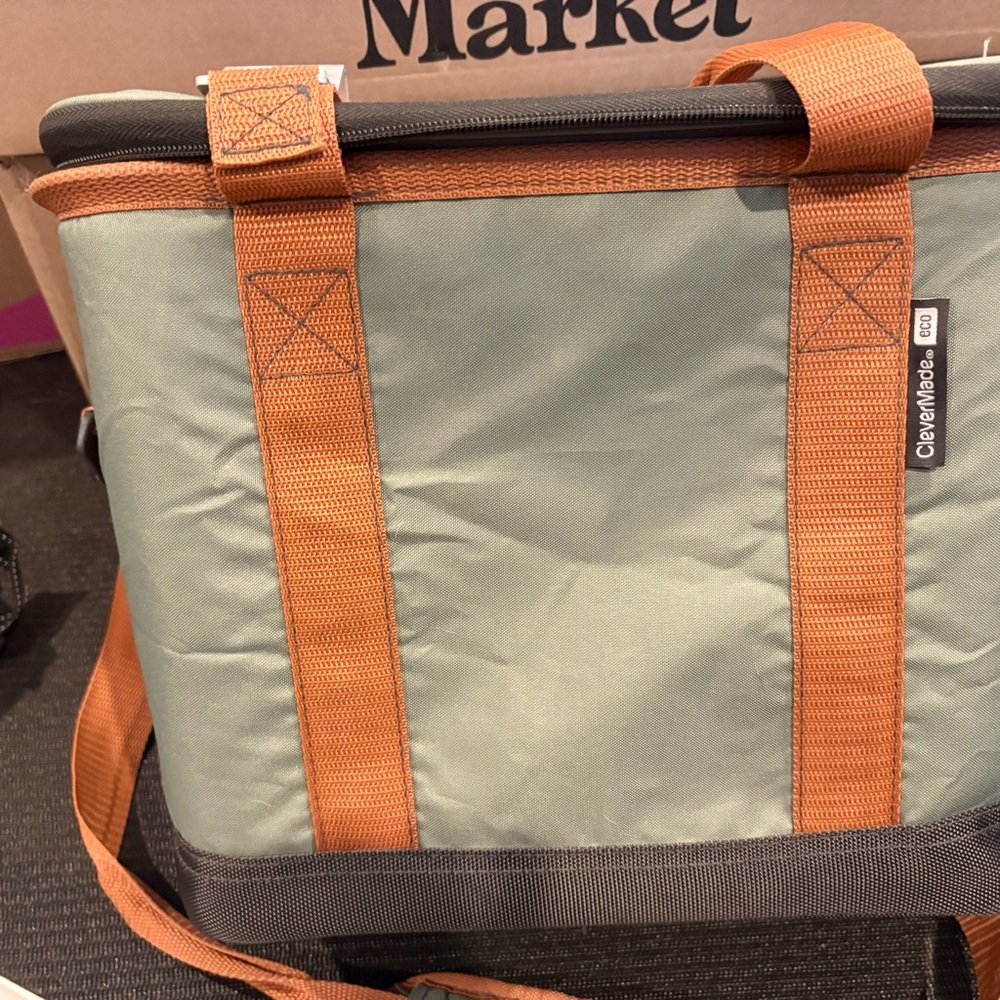 Green and Orange Lunch Tote Bag